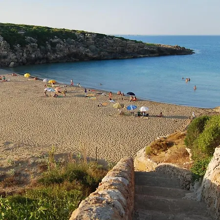 Margaret House 100 Meters From The Sandy Beach, Parking & Wifi Vakantiehuis